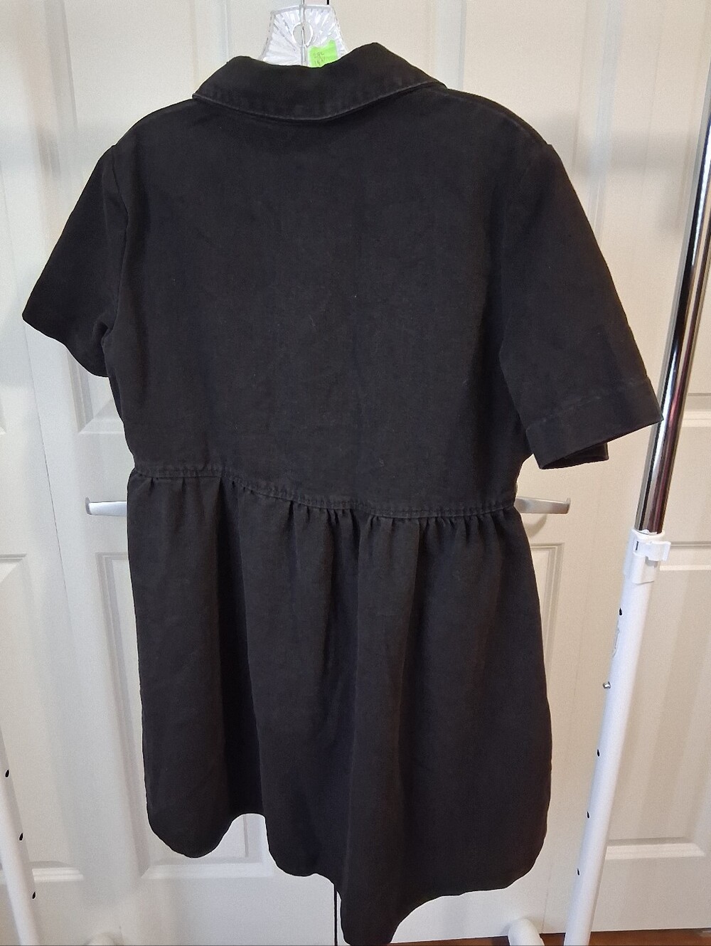 Black Button-Front Denim Dress - Picture 4 of 4